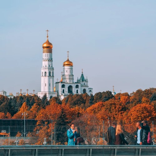 Групповая прогулка по парку «Зарядье» + аттракцион «Полёты над Москвой»