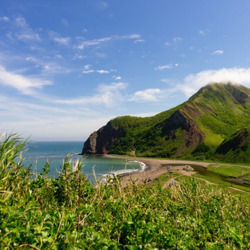 Знакомство с Сахалином в мини-группе: Тихая бухта, мыс Великан и побережье Охотского моря