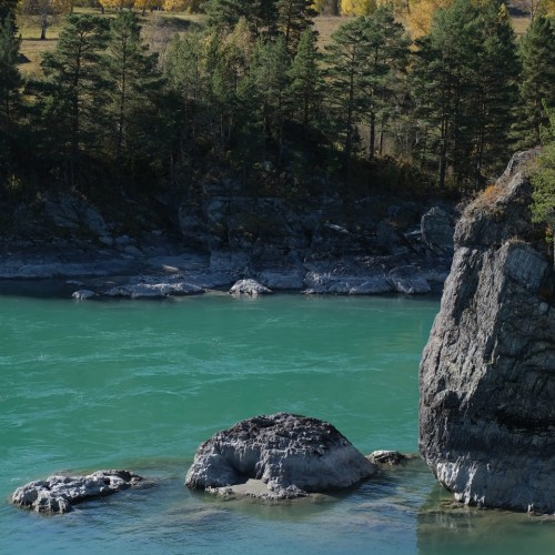 Знакомство с Алтаем своей компанией: снежные вершины, кристальные озёра и заповедные тропы