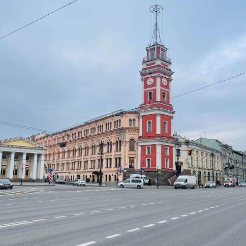 Трансфер из аэропорта или вокзала с обзорной экскурсией по Петербургу