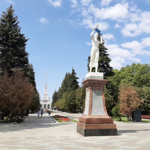 По каналу имени Москвы — к усадьбе Коcмодемьянское