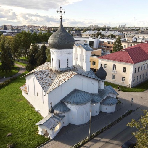 Город-храм Псков: шедевры церковного зодчества (на вашем автомобиле)