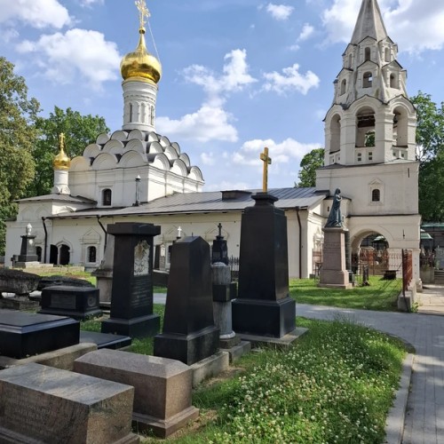 Некрополь Пушкиных в Донском монастыре