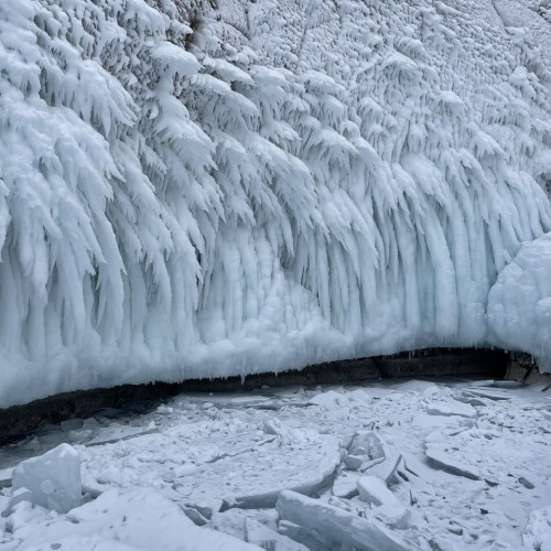 Тажераны и 2 острова Байкала: персональное путешествие на внедорожнике