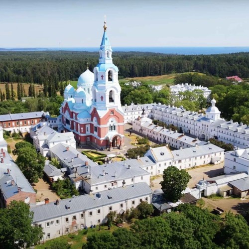 На катере к острову Валаам — месту силы и духовности