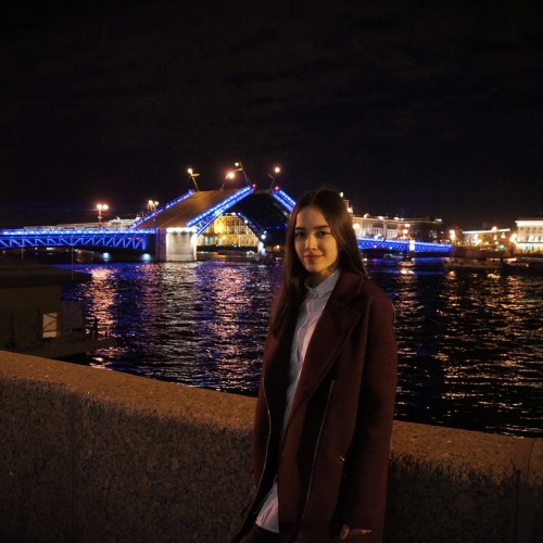 Атмосферная прогулка по ночному Петербургу