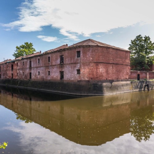 Кронштадт — в город фортов на микроавтобусе