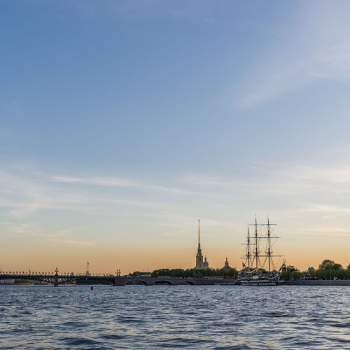 От Фонтанки до Петроградки на водном такси