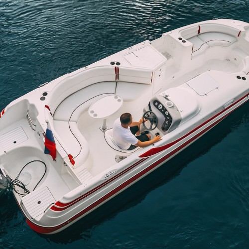 Прогулка на частном катере по Петербургу