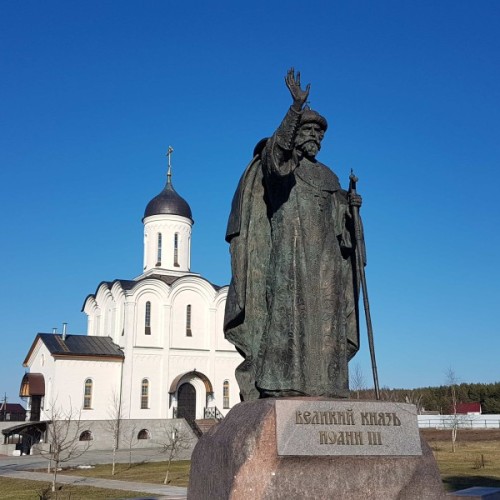 Колыбель космонавтики и отголоски Древней Руси: персональная поездка от Калуги до монастырей Угры
