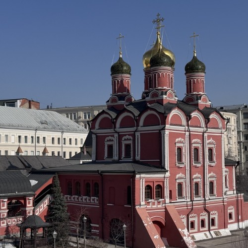 В каждой избушке свои погремушки: традиции и забавы древней Москвы
