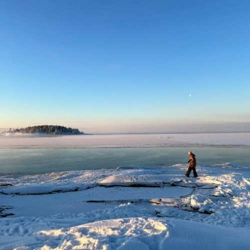 Карелия в белом наряде: зимняя сказка в Петрозаводске, Приладожье и парке «Рускеала»