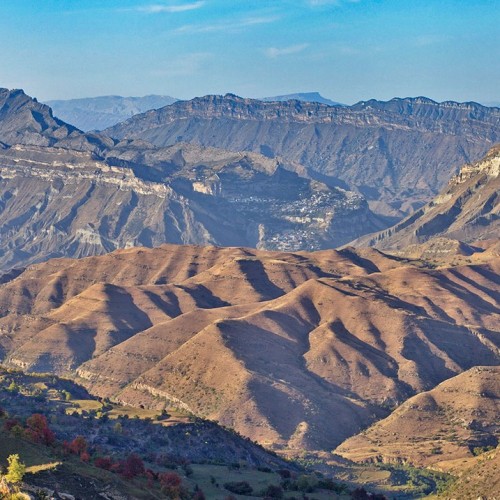 Выше облаков на 3760 метров на гору Шалбуздаг: треккинг налегке с проживанием в гостинице