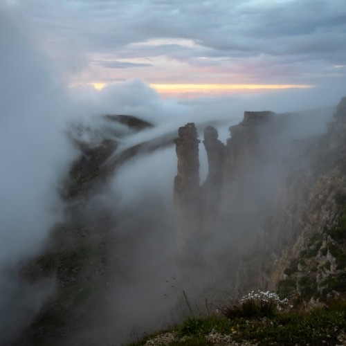 Приключения среди Кавказских гор: от плато Бермамыт до Чегемских водопадов