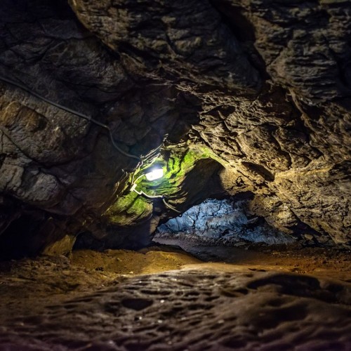 Чёртов палец, Тавдинские пещеры и Малая Синюха