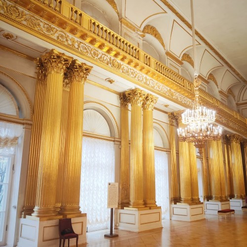 Охота за бриллиантами Екатерины II: забавная экскурсия-квест по Эрмитажу без гида