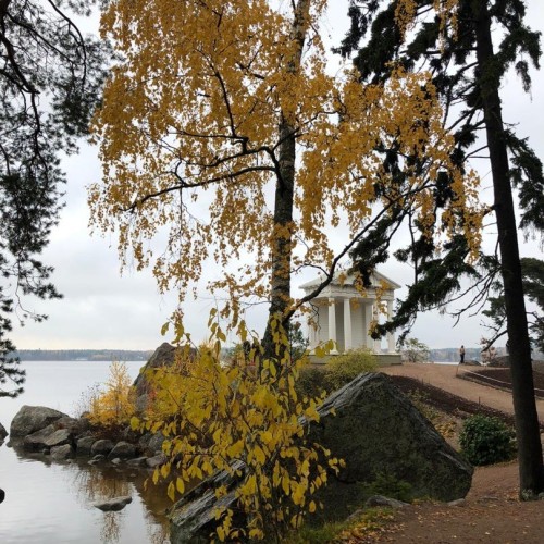 Таинства и вкусы Выборга с посещением «Монрепо» и Кронштадта