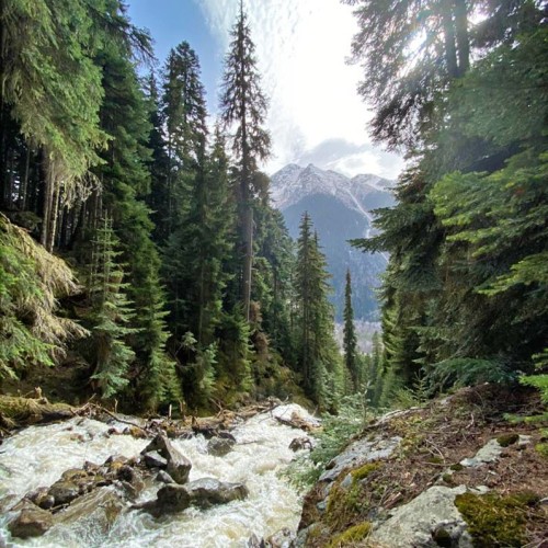 Треккинг налегке по Архызу с проживанием в гостинице