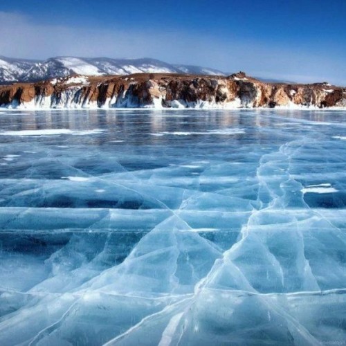 Побережье Прибайкальского национального парка зимой в мини-группе