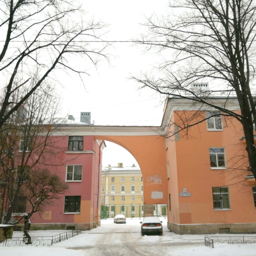 Мобильный квест в Петербурге «Пламенный привет строителям коммунизма» (16+)