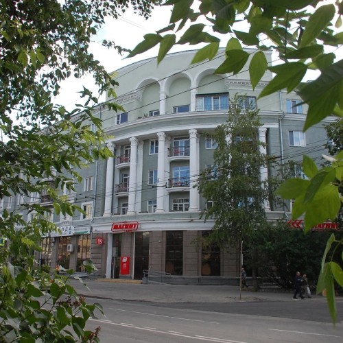 Дворы и миры Уралмаша