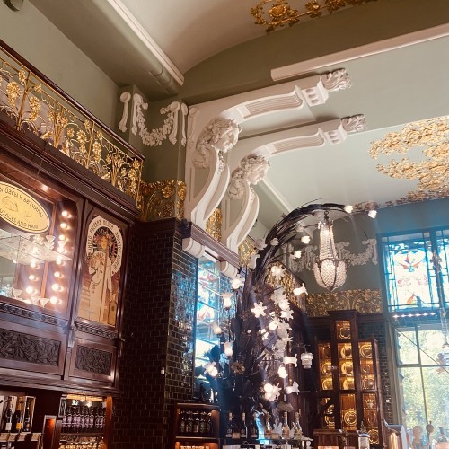 Всемогущий Невский проспект