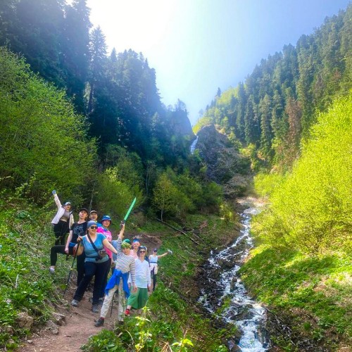 Весенний Архыз: треккинг налегке с проживанием в гостинице