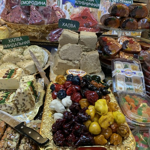 Дары Кавказа: экскурсия по Верхнему рынку