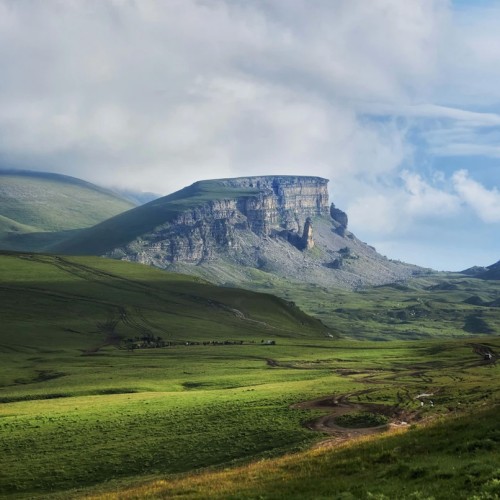 Наедине с Кавказом: вкусная перезагрузка в горах