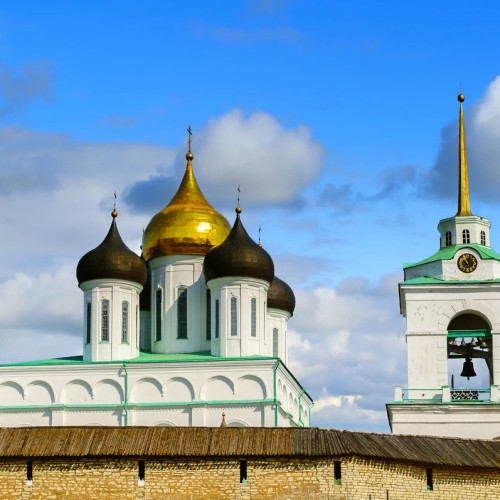 Большой Псков на автобусе и пешком