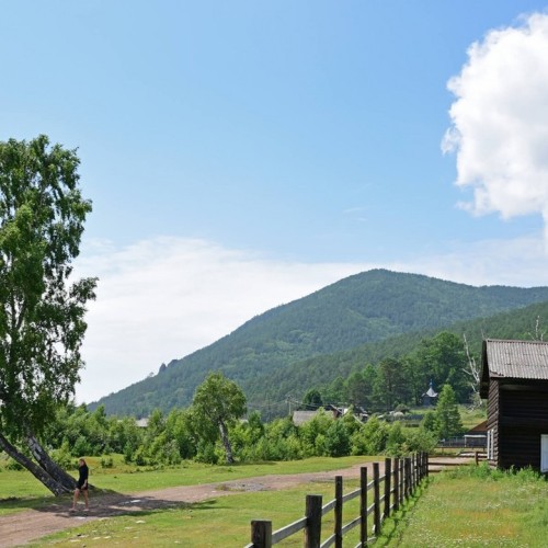 Макси-тур по Байкалу: водные круизы, лёгкий треккинг и экскурсии по знаковым местам
