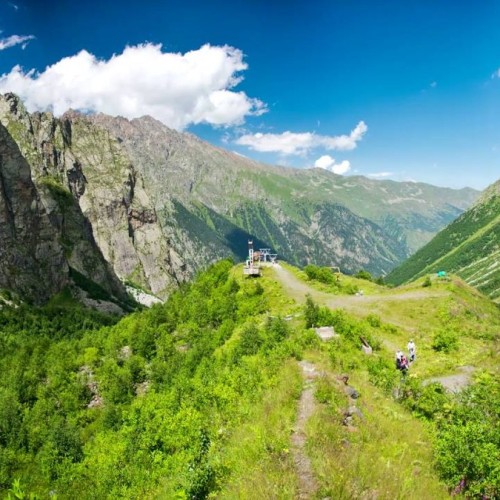 Поездка в Алагирское, Цейское и Мамисонское ущелья за один день + пикник