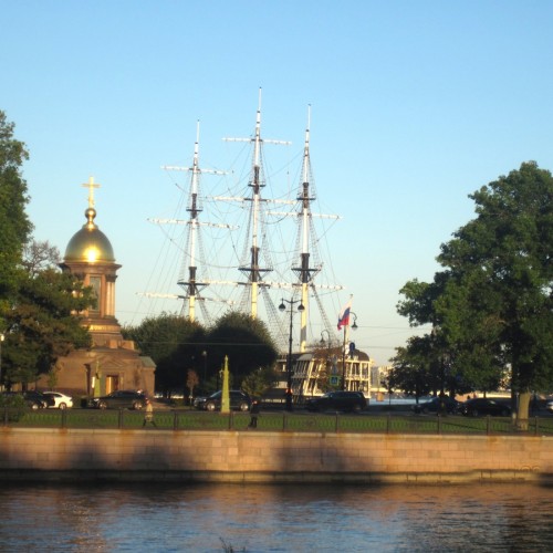 Загадки и контрасты Петропавловской крепости