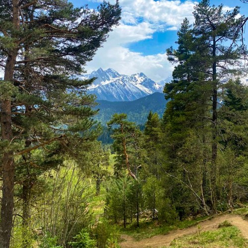 Весенний Архыз: треккинг налегке с проживанием в гостинице