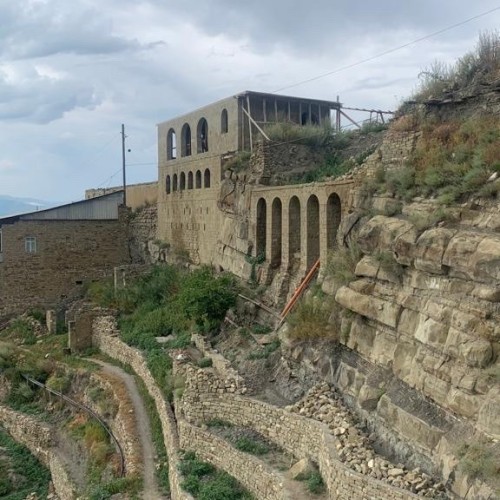 На машине по Дагестану: Дербент, древние аулы и Сулакский каньон