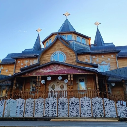 Новогодний экспресс: с детьми на поезде в Великий Устюг и резиденцию Деда Мороза