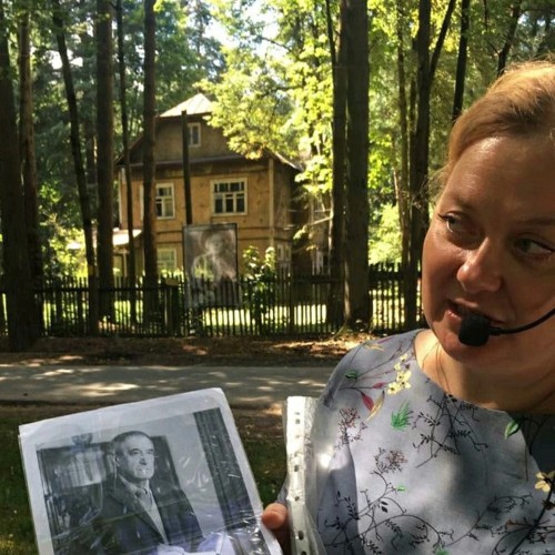Переделкино с местным жителем и членом Союза писателей