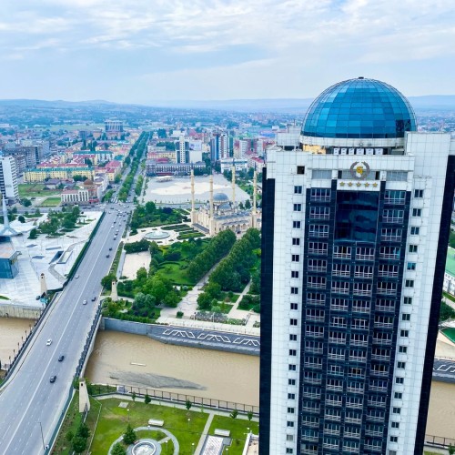 Впечатляющая Чечня в мини-группе: горы, озёра, современные мечети и средневековые башни