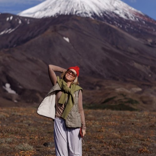 Океан впечатлений на Камчатке с фотографом: треккинги, спа, обед с видом на горы и ночь в глэмпинге