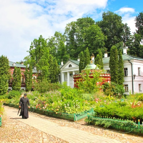 Печоры — Изборск — Псков: однодневная автобусная экскурсия из Петербурга