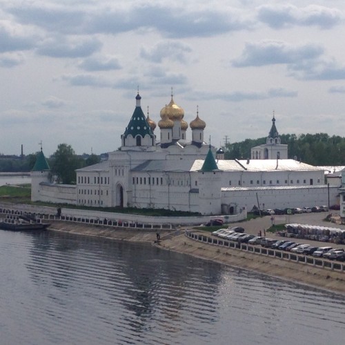 Волжское мини-путешествие только для вашей компании: Кострома, Красное-на-Волге и Плёс