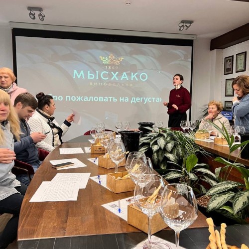 Вкусы черноморского побережья: винное путешествие по Сочи, Новороссийску, Геленджику, Анапе и Тамани