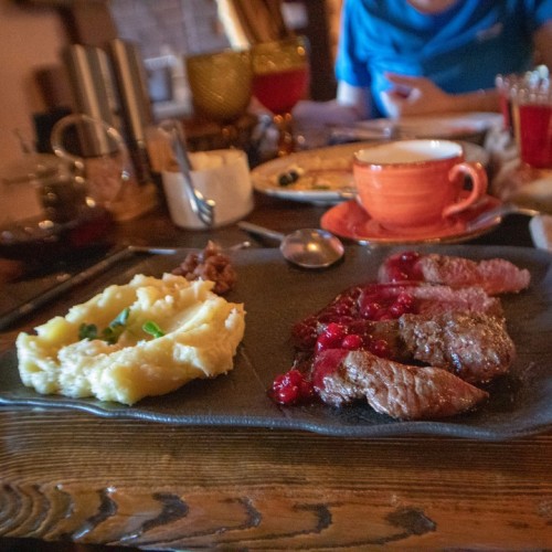 Вкус Арктики: Мурманск, Териберка и этнодеревня в мини-группе