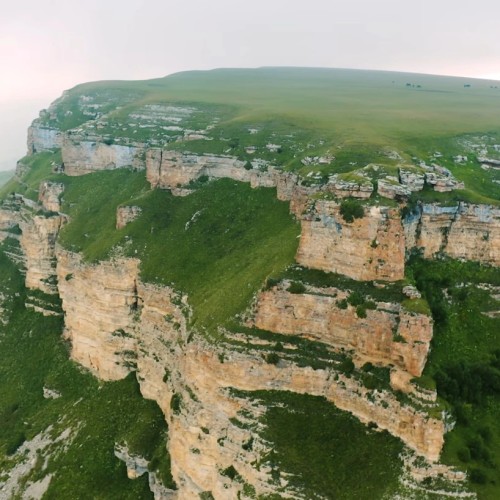 Плато Бермамыт, Эшкаконское водохранилище и Медовые водопады