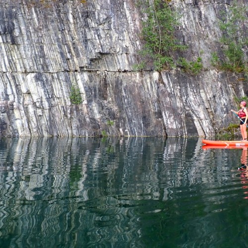 На сапах по Карелии с комфортом: озёра, солнце, релакс и пляжи