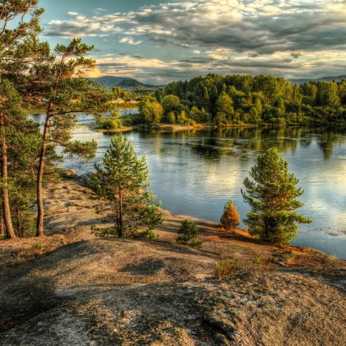 Май — пора на Алтай: Телецкое озеро, Патмос и Чуйский тракт