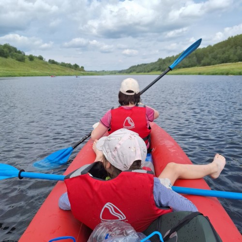 Течёт река Волга: лёгкий сплав на байдарках (всё включено)