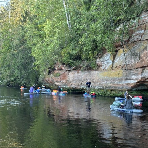 На сапбордах по реке Оредеж в мини-группе со съёмкой