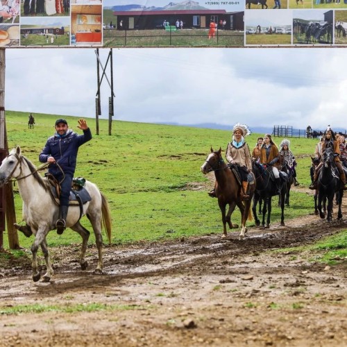 Всё лучшее на Кавказе — для вас: топ-локации, кухня, отдых на источниках, конная прогулка, рыбалка