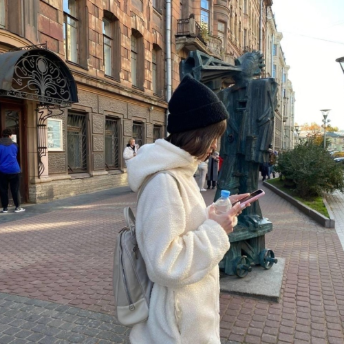 Мобильный квест в Петербурге: «В поисках 12 стульев»